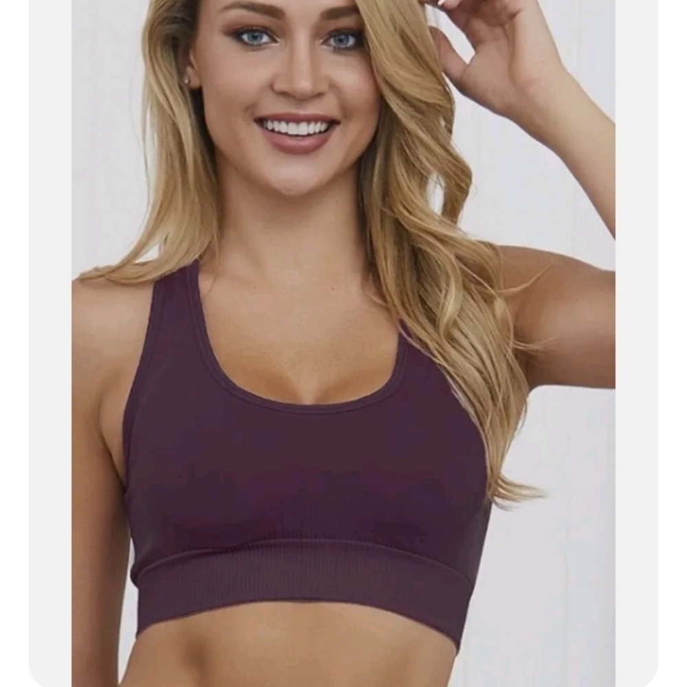 Woman's Purple Yoga Fitness Sports Bra